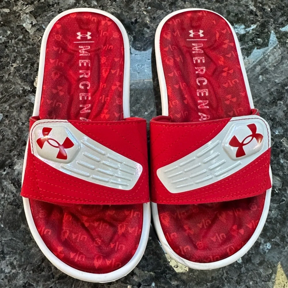 Under Armour Sandals Youth Kids Size 1 Mercenary Slide Red Hook & Loop Comfort